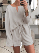 Load image into Gallery viewer, Two Sets of Basic Solid Color V-neck Shorts