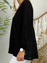 Load image into Gallery viewer, V-neck Lace Loose Long Sleeve T-shirts