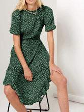 Load image into Gallery viewer, Round Neck Floral Waist Dress