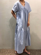 Load image into Gallery viewer, Loose and Versatile Fashion Dress