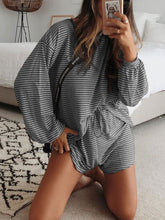 Load image into Gallery viewer, Casual Striped Lace-up Shorts Suit
