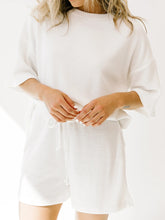 Load image into Gallery viewer, Casual Loose Solid Color Mid-sleeved Two-piece Suit