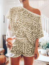 Load image into Gallery viewer, Fashion Round Neck Leopard Print Casual Suit