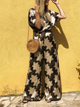 Load image into Gallery viewer, Fashionable Elegant Loose Short Sleeve Top Pants Geometric Suit