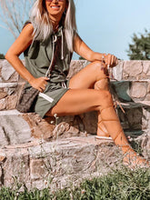 Load image into Gallery viewer, Round Neck Sleeveless Solid Color Women's Suit