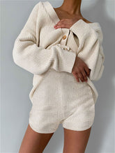 Load image into Gallery viewer, Casual Loose Solid Color V-neck Long-sleeved Jumpsuit