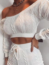 Load image into Gallery viewer, Round Neck Long Sleeve Knitted Sweater Man Suit