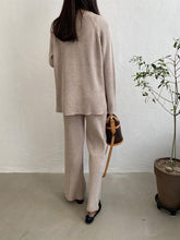 Load image into Gallery viewer, Pure Color Knitted Long Sleeve Casual Suit