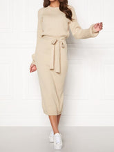Load image into Gallery viewer, Round Neck Knitted Tight Fit Dress