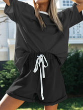 Load image into Gallery viewer, Casual Loose Striped Round Neck Two-piece Suit