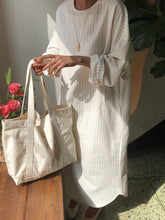 Load image into Gallery viewer, Casual Solid Color Round Neck Loose Dress