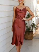 Load image into Gallery viewer, V-neck Solid Color Sleeveless Slim Dress
