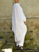 Load image into Gallery viewer, Round Neck Loose Tops Casual Pants Two-piece Set