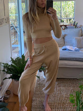 Load image into Gallery viewer, Long Sleeve Cropped Top and Loose Trousers Suit