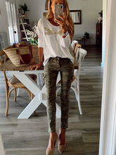 Load image into Gallery viewer, Printed Long-Sleeved T-Shirt