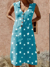 Load image into Gallery viewer, Elegant Buttoned Printed Pockets Midi Dress