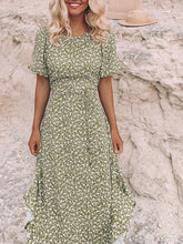 Load image into Gallery viewer, Round Neck Floral Waist Dress