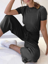 Load image into Gallery viewer, Casual Loose Solid Color Short Sleeve Two-piece Suit