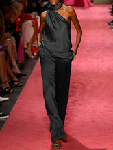 Load image into Gallery viewer, Fashion Casual Solid Color Sleeveless Two-piece Suit