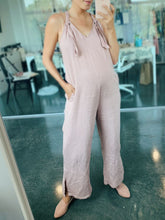 Load image into Gallery viewer, Simple Loose Casual Comfortable Soft Suspender Jumpsuit