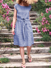 Load image into Gallery viewer, Fashionable Solid Color Round Neck Waist Dress