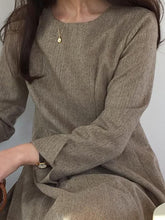 Load image into Gallery viewer, Casual Loose Round Neck Solid Color Long Sleeve Dress