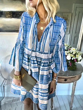 Load image into Gallery viewer, Fashionable Bohemian Print Midi Dress

