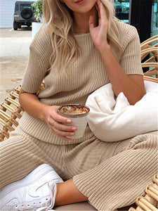 Round Neck Short Sleeve Knitted Loose Suit