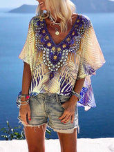 Load image into Gallery viewer, Loose Print V-Neck Top
