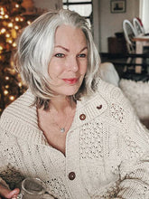 Load image into Gallery viewer, Mixed Color Shoulder Short Synthetic Wigs
