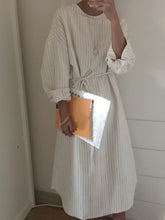 Load image into Gallery viewer, Casual Solid Color Round Neck Loose Dress
