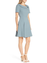 Load image into Gallery viewer, Elegant Lapel Short Sleeve Solid Color Midi Dress
