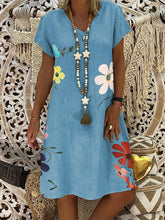 Load image into Gallery viewer, Casual Loose V-Neck Floral Dress
