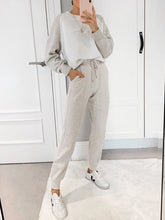Load image into Gallery viewer, Casual Loose Color Matching Long-sleeved Two-piece Suit
