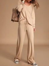 Load image into Gallery viewer, Casual Loose Solid Color Round Neck Two-piece Suit
