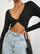 Load image into Gallery viewer, V-neck Pleated Solid Long-sleeved T-shirt
