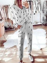 Load image into Gallery viewer, Simple Casual Loose Top Pants Knitted Suit

