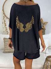 Load image into Gallery viewer, Two-piece Suit with Wings Printed on The Back of Casual Round Neck
