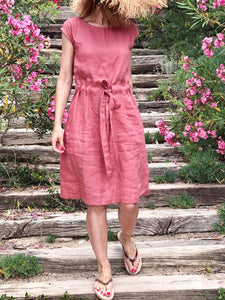 Fashionable Solid Color Round Neck Waist Dress