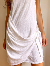 Load image into Gallery viewer, Design Sleeveless Slim Pleated Round Neck Casual Dress
