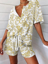 Load image into Gallery viewer, Casual Loose Printed Short Sleeve Two-piece Suit
