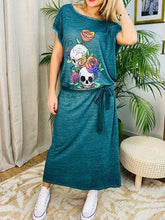Load image into Gallery viewer, Casual Loose Skull Print Dress
