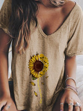 Load image into Gallery viewer, V-Neck Print T-Shirt
