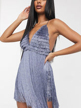 Load image into Gallery viewer, Fashionable V-neck Sleeveless Fringed Evening Dress
