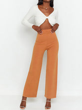 Load image into Gallery viewer, V-neck Pleated Solid Long-sleeved T-shirt
