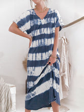 Load image into Gallery viewer, Tie-Dye Short Sleeve Dress
