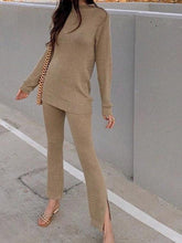 Load image into Gallery viewer, Solid Color Loose Round Neck Long Sleeve Sui
