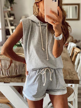 Load image into Gallery viewer, Round Neck Sleeveless Solid Color Women&#39;s Suit
