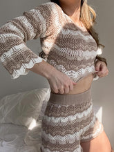 Load image into Gallery viewer, Round Neck Long Sleeve Contrast Color Loose Suit
