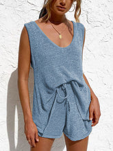 Load image into Gallery viewer, Fashion Solid Color U-neck Vest Two-piece Suit

